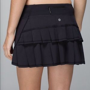 Black Lululemon Ruffle Skirt Size 6